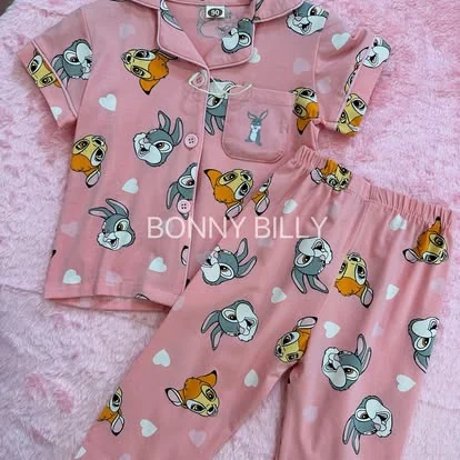 Rose hopping-bunny pyjama set